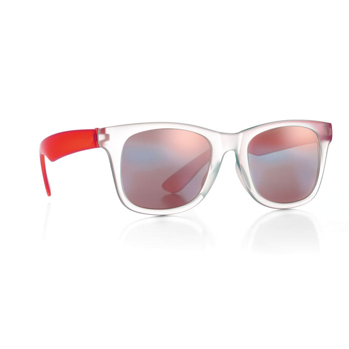 Sunglasses with mirrored lense