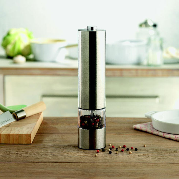 Electric salt or pepper mill