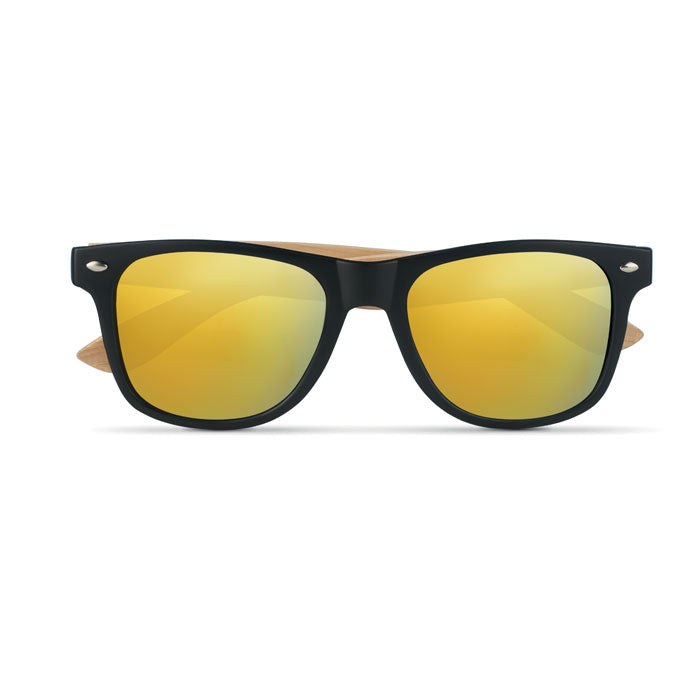 Sunglasses with bamboo arms